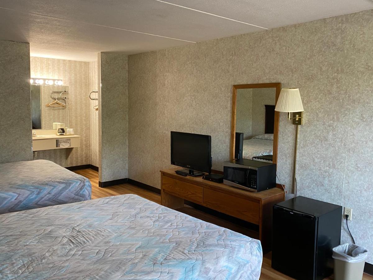 Riverfront Lodge Burkesville Extérieur photo
